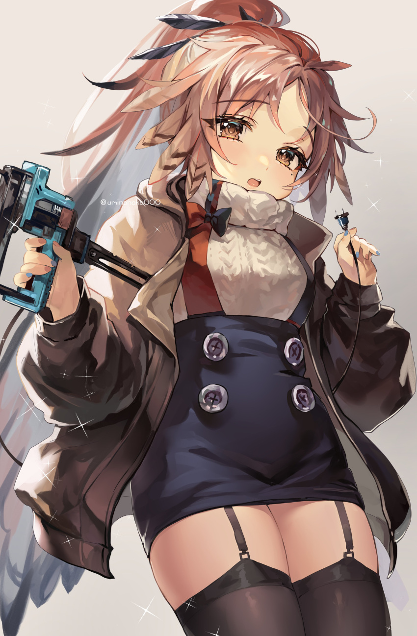 absurdres arknights bad_id bad_twitter_id beige_sweater black_thighhighs blue_skirt brown_eyes brown_jacket buttons cable commentary cowboy_shot feather_hair female garter_straps grey_background gun highres holding holding_cable holding_gun holding_weapon ishida_umi jacket long_hair looking_at_viewer mole mole_under_eye nail_gun open_clothes open_jacket open_mouth orange_hair pinecone_(arknights) ponytail simple_background skirt solo sparkle suspender_skirt suspenders thighhighs thighs twitter_username weapon