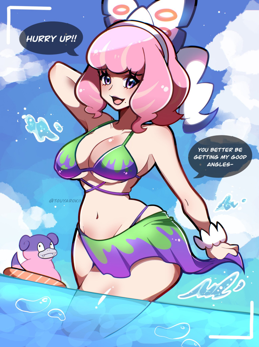 alternate_costume artist_name bare_arms bare_legs beach bikini bow bracelet breasts cleavage collarbone colored_skin drill_hair eyeshadow fangs fangs_out female flipped_hair galarian_slowbro hairband hairbow highres jewelry klara_(pokemon) large_breasts makeup mole mole_under_mouth navel pink_eyeshadow pink_hair pink_lips pink_skin pokemon pokemon_swsh purple_eyes shaded_face short_hair swimsuit touyarokii twin_drills twitter_username viewfinder water white_bow white_hairband