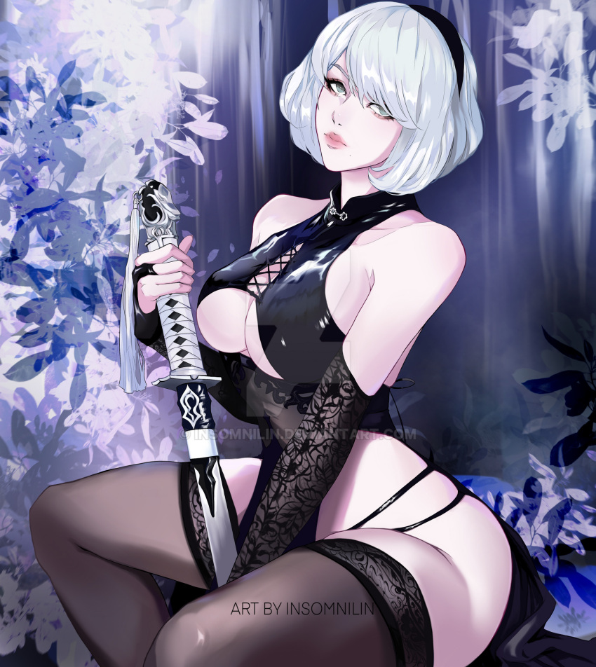 2b_(nier:automata) black_hairband black_leotard black_thighhighs breasts bridal_gauntlets clothing_cutout deviantart_logo english_commentary female grey_hair hairband head_tilt highres holding holding_sword holding_weapon insomnilin katana large_breasts leotard nier:automata nier_(series) pink_lips short_hair sitting skindentation solo sword thighhighs underboob underboob_cutout watermark weapon web_address wide_hips