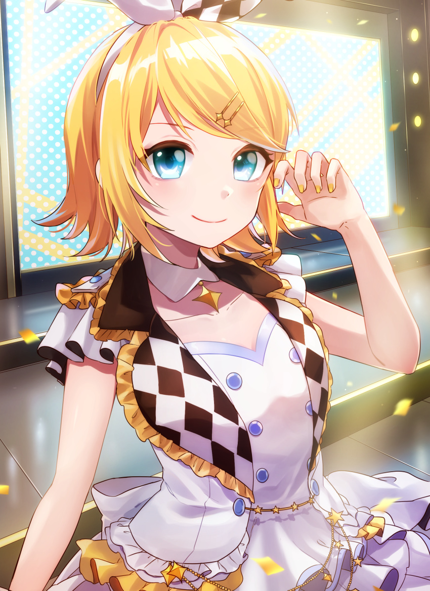 absurdres arm_up blonde_hair blue_eyes breasts checkered collarbone commentary confetti detached_collar dress female frilled_dress frills hair_ornament hair_ribbon hairclip highres kagamine_rin lights more_more_jump!_(project_sekai) more_more_jump!_rin nail_polish project_sekai ribbon screen short_hair sidelocks small_breasts smile solo soramame_pikuto stage stairs swept_bangs upper_body vocaloid white_dress white_ribbon yellow_nails