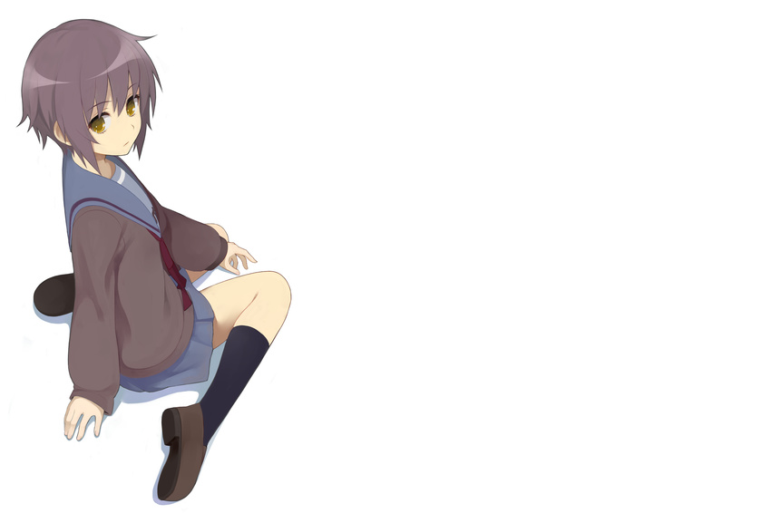 kneehighs nagato_yuki nnyu purple_hair seifuku short_hair suzumiya_haruhi_no_yuutsu white yellow_eyes