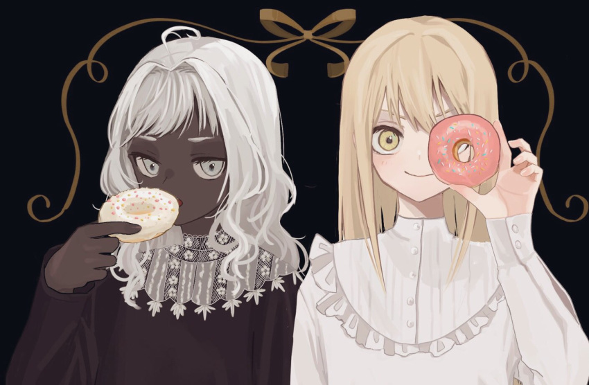 2girls ahoge bad_id bad_twitter_id black_background blonde_hair brown_dress closed_mouth commentary dark-skinned_female dark_skin donguri_hello doughnut dress eating food hair_intakes hand_up holding holding_food jitome jpeg_artifacts lace long_hair long_sleeves looking_at_viewer medium_hair multiple_girls one_eye_covered original ribbon simple_background sleeves_past_wrists smile straight-on upper_body v-shaped_eyebrows very_dark_skin white_dress white_eyes white_hair yellow_eyes yellow_ribbon