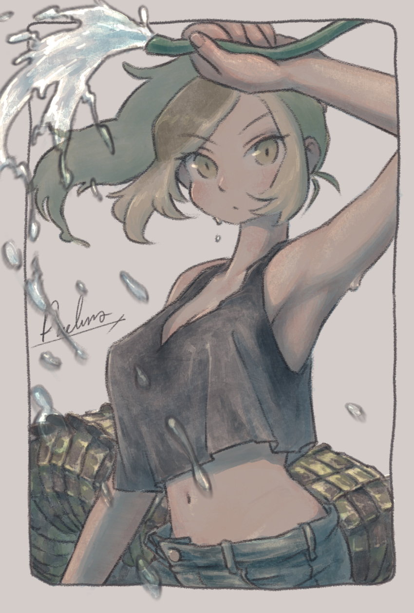 :< arm_at_side arm_up armpits asymmetrical_hair bare_arms bare_shoulders black_tank_top breasts buttons cleavage closed_mouth crocodilian_tail crop_top crop_top_overhang denim dripping female floating_hair green_eyes green_hair high_ponytail highres holding holding_hose hose jeans kemono_friends long_hair looking_at_viewer medium_breasts midriff multicolored_hair navel pants ponytail pueblo saltwater_crocodile_(kemono_friends) sidelocks signature solo stomach tail tank_top water wet