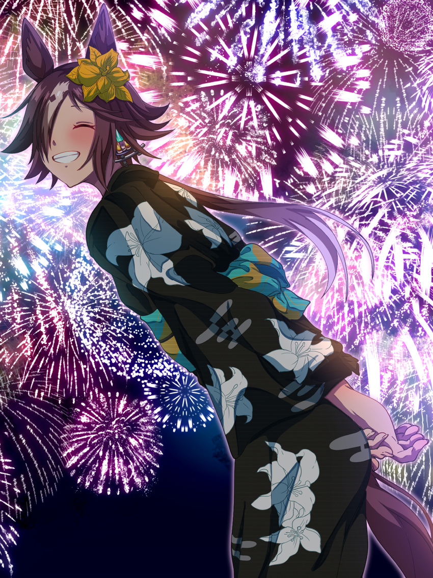 aerial_fireworks alternate_costume animal_ears arm_up arms_behind_back bag black_kimono blush breasts brown_hair cowboy_shot facing_viewer female fireworks floral_print grin hair_over_one_eye highres horse_ears horse_girl horse_tail japanese_clothes kimono long_hair long_sleeves low_ponytail multicolored_hair outdoors print_kimono small_breasts smile smoke_klll solo standing streaked_hair tail umamusume vodka_(umamusume) wide_sleeves yukata