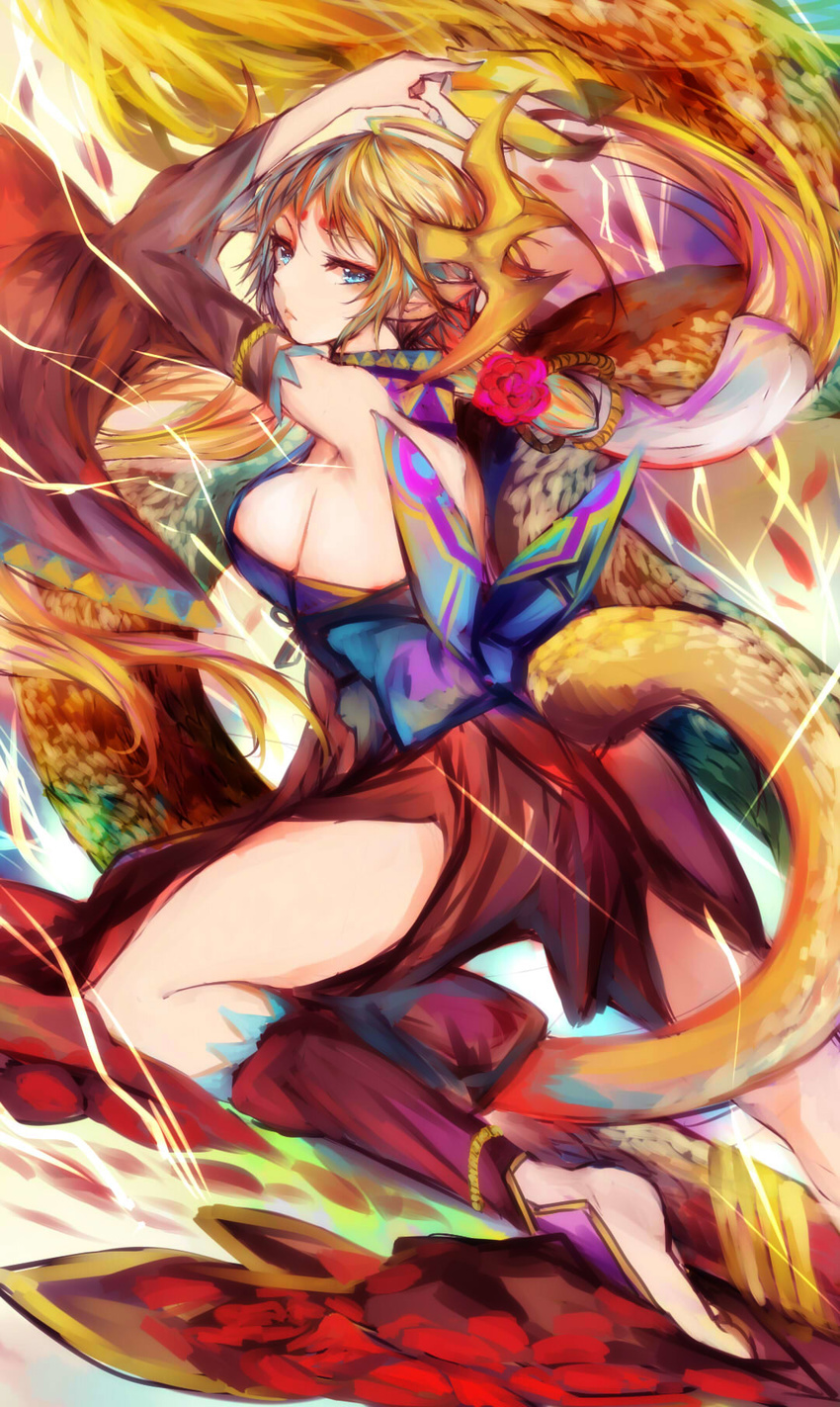 ahoge arm_up armlet bare_shoulders barefoot blonde_hair blue_eyes breasts commentary_request detached_sleeves dragon_girl dragon_horns dragon_tail facial_mark female forehead_mark highres horns kanna_(p&d) kneeling large_breasts long_hair mi_bait pointy_ears puzzle_&_dragons sideboob solo tail toeless_legwear