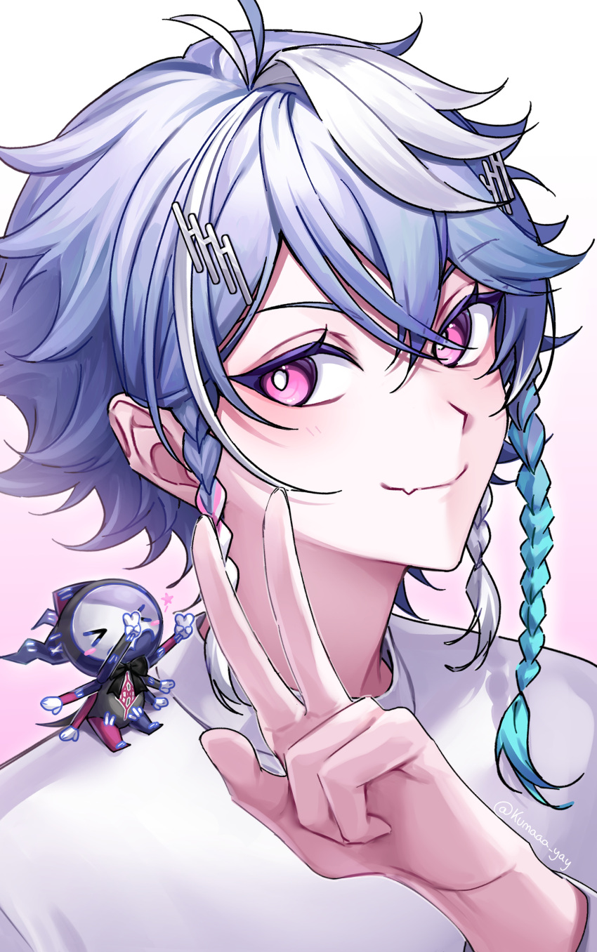 1boy absurdres bishounen blue_hair braid closed_mouth colored_eyelashes commentary eyelashes hair_between_eyes hair_ornament hairpin highres holostars holostars_english looking_at_viewer male_focus multicolored_hair nekocha_dao octavio oerba_yun_fang pink_eyes poppet_(octavio) portrait shirt short_hair skin_fang smile solo symbol-only_commentary tri_braids v virtual_youtuber white_background white_hair white_shirt