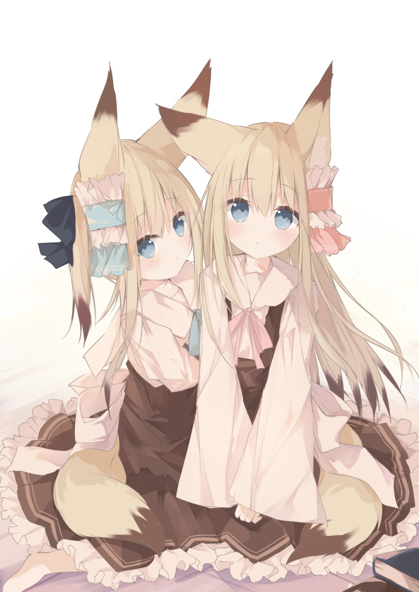 2girls :< animal_ear_fluff animal_ears barefoot black_bow blonde_hair blue_bow blue_eyes blush bow brown_dress brown_hair closed_mouth collared_shirt commentary_request dress fox_ears fox_girl fox_tail hair_between_eyes hairbow highres kushida_you long_hair long_sleeves looking_at_viewer multicolored_hair multiple_girls original pink_bow shirt sleeves_past_wrists smile tail two-tone_hair very_long_hair white_background white_shirt wide_sleeves