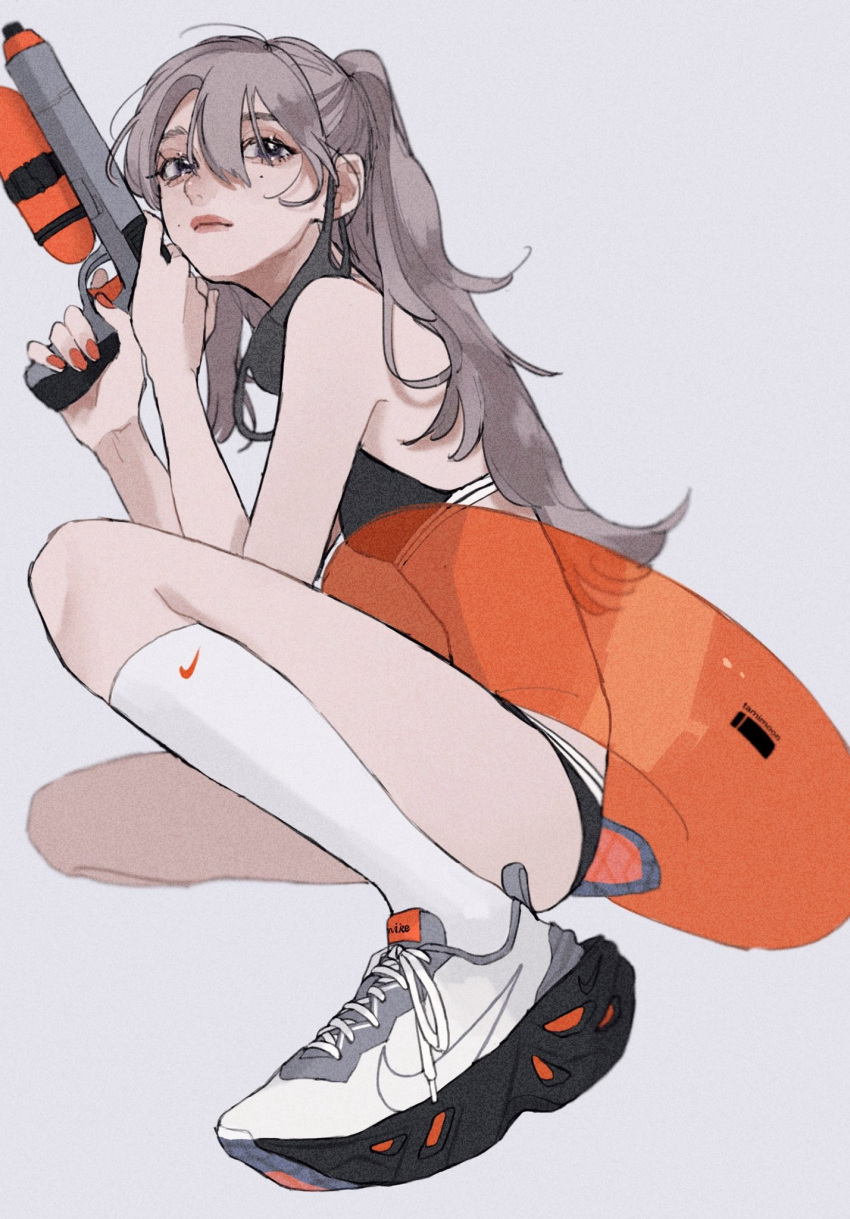 bikini black_bikini black_eyes female grey_background grey_hair hair_between_eyes highres kneehighs long_hair mole mole_under_eye original red_nails shoes simple_background sneakers socks solo swimsuit tami_moon white_footwear white_legwear