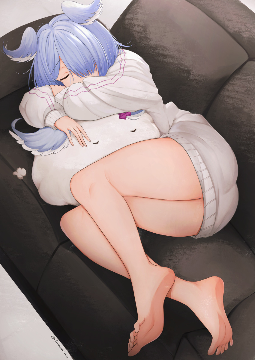 absurdres barefoot blue_hair closed_eyes couch elira_pendora famelira_(elira_pendora) feet female hair_over_one_eye head_wings highres legs lying medium_hair nijisanji nijisanji_en no_pants on_couch on_side parkiranhonda sleeping soles solo spread_toes sweater thighs toes virtual_youtuber white_sweater wings