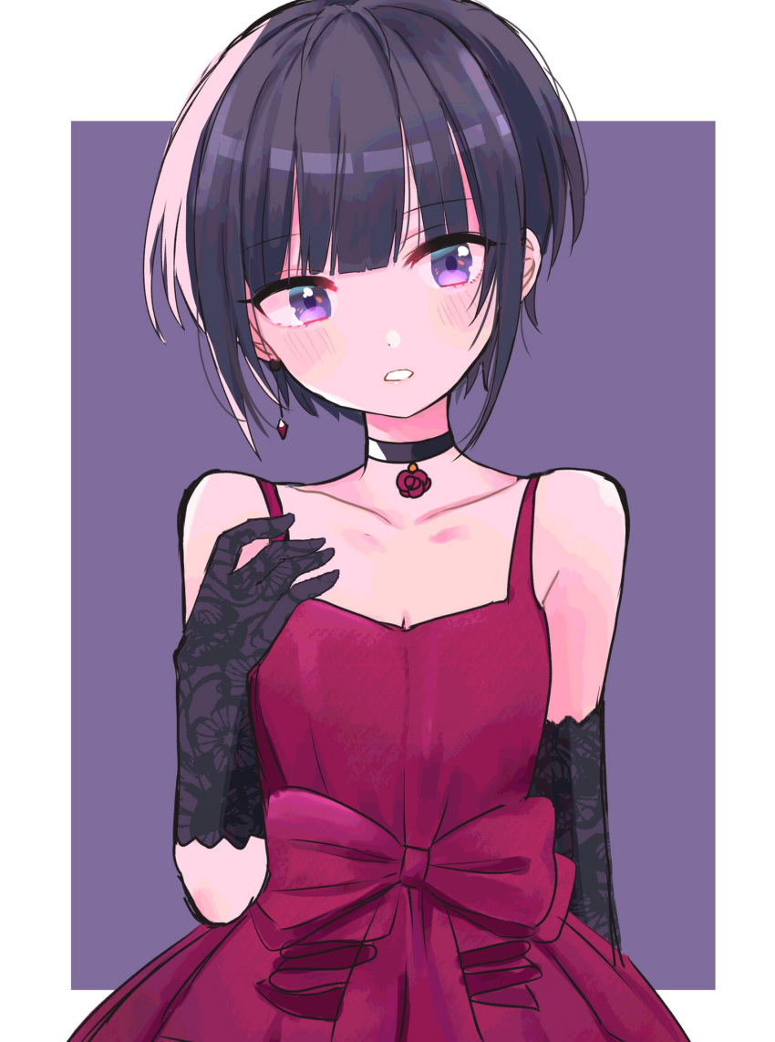 bare_shoulders black_choker black_gloves black_hair blunt_bangs blush bob_cut border bow breasts choker cleavage collarbone dot_nose dress dress_bow earrings elbow_gloves female flat_chest gloves hand_up highres idolmaster idolmaster_cinderella_girls idolmaster_cinderella_girls_starlight_stage jewelry lace lace_gloves looking_at_viewer open_mouth outside_border purple_background purple_eyes red_bow red_dress shirayuki_chiyo short_hair simple_background sleeveless sleeveless_dress solo upper_body white_border yumi_san0112