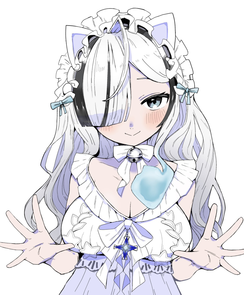 animal_ears bell black_hair blue_eyes blush breasts cat_ears cleavage closed_mouth female first_stage_production gwvyhfodjflq0ie hair_over_one_eye highres jingle_bell large_breasts looking_at_viewer maid_headdress multicolored_hair simple_background smile solo streaked_hair virtual_youtuber white_background white_hair yuyu_yura