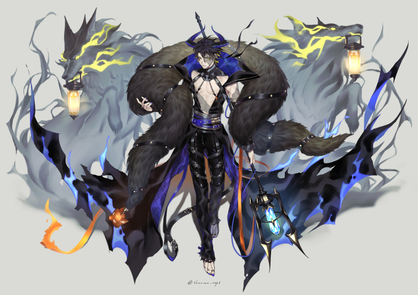 1boy abs alchemy_stars alternate_costume barefoot belt belt_buckle black_coat black_pants buckle coat colored_inner_hair commentary_request detached_sleeves eye_trail feather_boa full_body grey_background halloween highres holding holding_staff horns hydrad_(alchemy_stars) jewelry lantern light_trail looking_at_viewer male_focus multicolored_hair open_mouth pants patchwork_skin pectorals purple_nails ring short_hair simple_background single_detached_sleeve solo sonomi staff teeth twitter_username wolf yellow_eyes