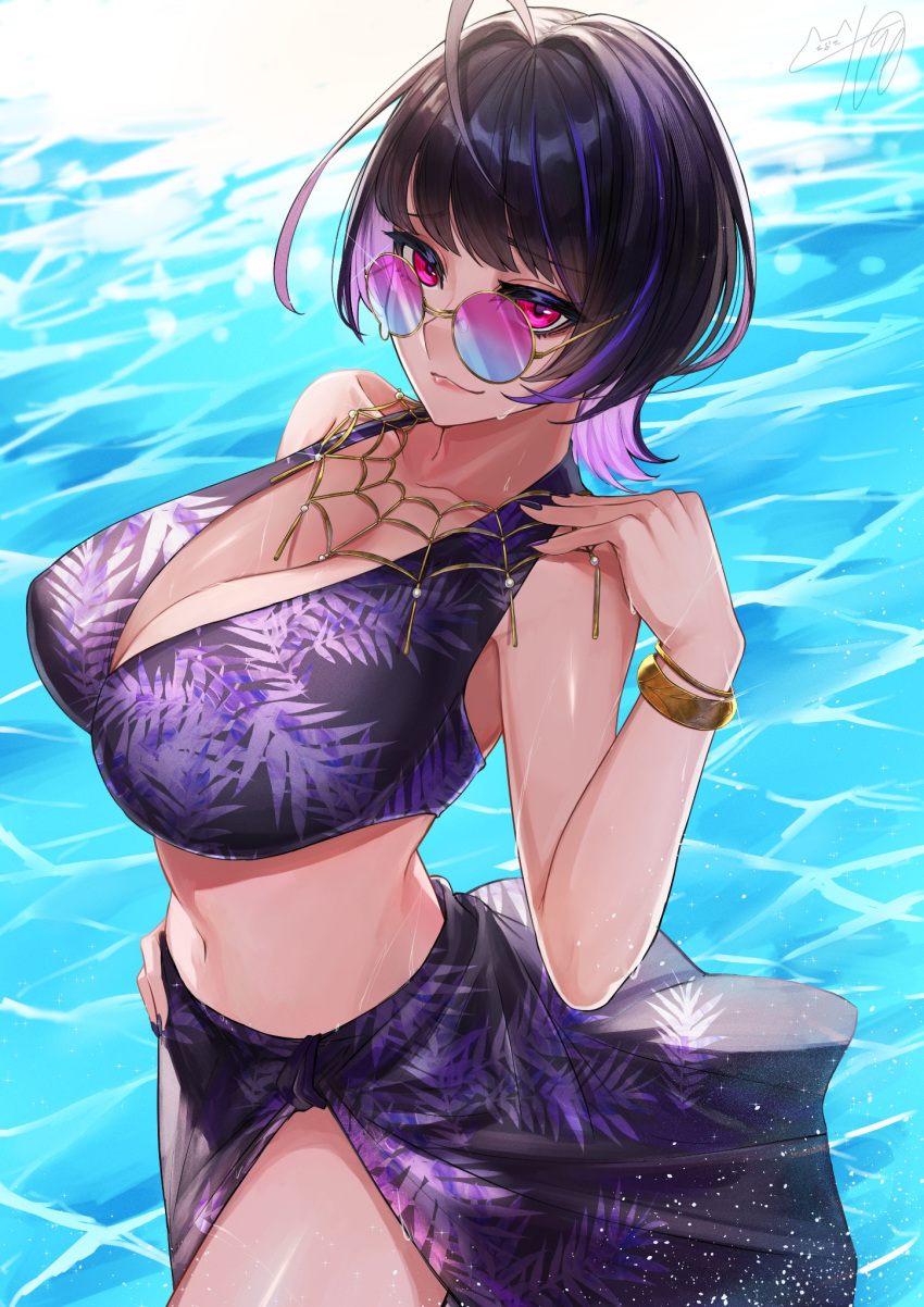 alternate_costume alternate_hair_length alternate_hairstyle bikini black_bikini black_hair black_sarong blue_hair bracelet breasts colored_inner_hair female floral_print gradient-tinted_eyewear highres jewelry large_breasts looking_at_viewer looking_over_eyewear meloco_kyoran multicolored_hair navel nekotokage nijisanji nijisanji_en ocean purple_bikini purple_eyes purple_hair purple_sarong round_eyewear sarong short_hair smile solo spider_web_necklace streaked_hair sunglasses swimsuit tinted_eyewear virtual_youtuber