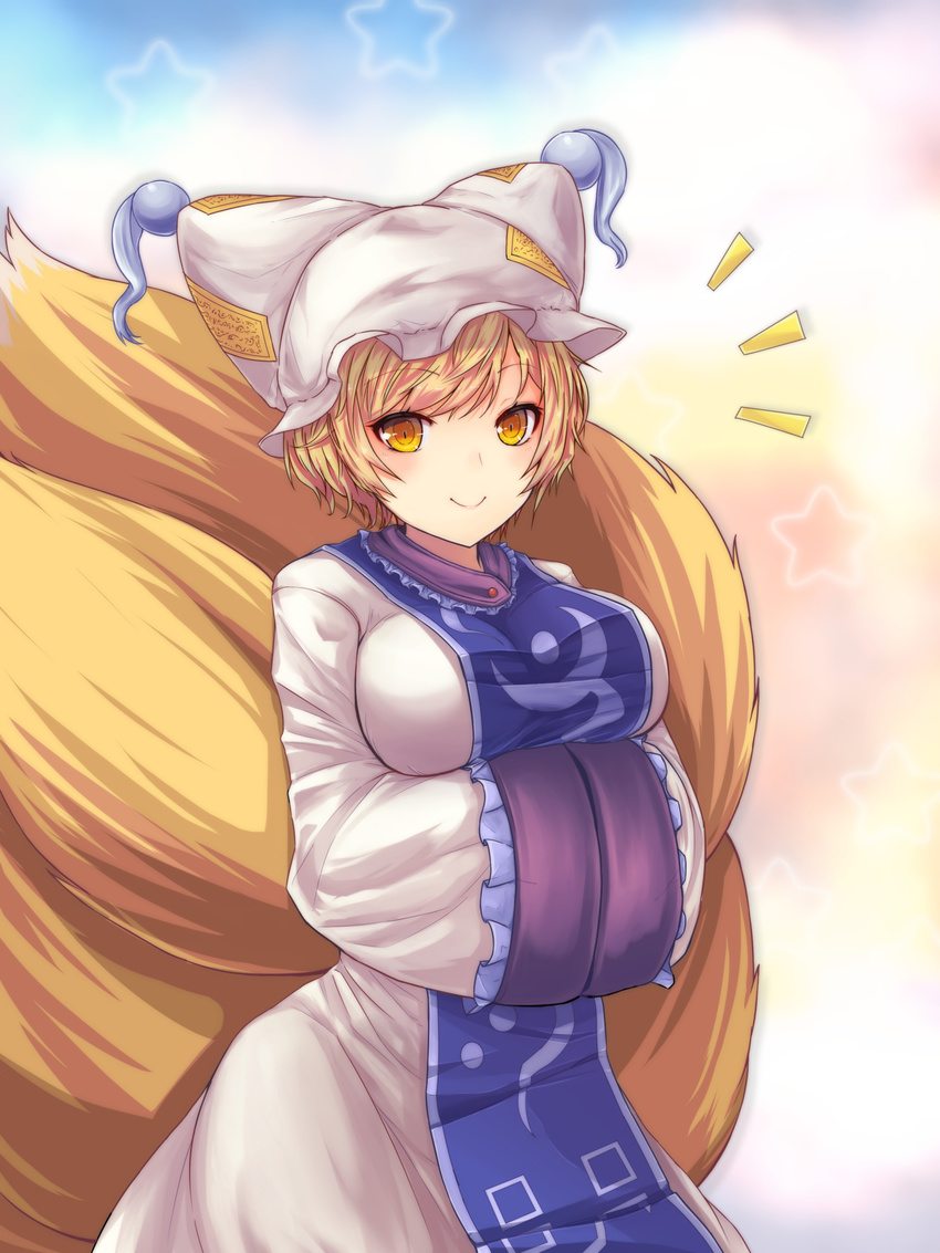 :> alternate_hair_length alternate_hairstyle animal_ears animal_hat bad_id bad_pixiv_id blonde_hair female fox_ears fox_tail hands_in_opposite_sleeves hat highres long_sleeves mob_cap multiple_tails nekomiyanono short_hair smile solo star_(symbol) tabard tail tassel touhou very_short_hair wide_sleeves yakumo_ran yellow_eyes