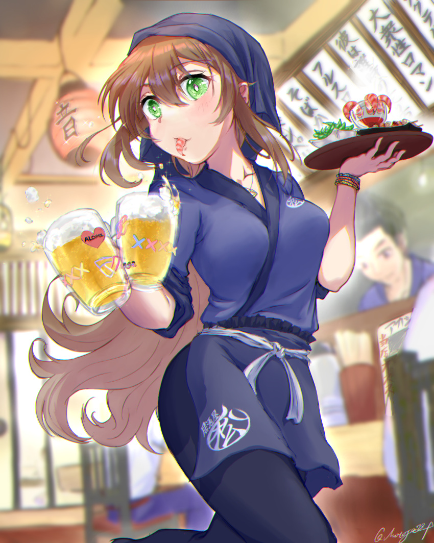 artist_name beer_mug blurry blurry_background bracelet breasts brown_hair chair cleavage cup eating female green_eyes heart highres holding holding_tray indoors izakaya jewelry lantern matsunaga_iori motoja_72p mouth_hold mug necklace open_mouth paper_lantern riot_music samue shrimp smile sweat tray twitter_username virtual_youtuber