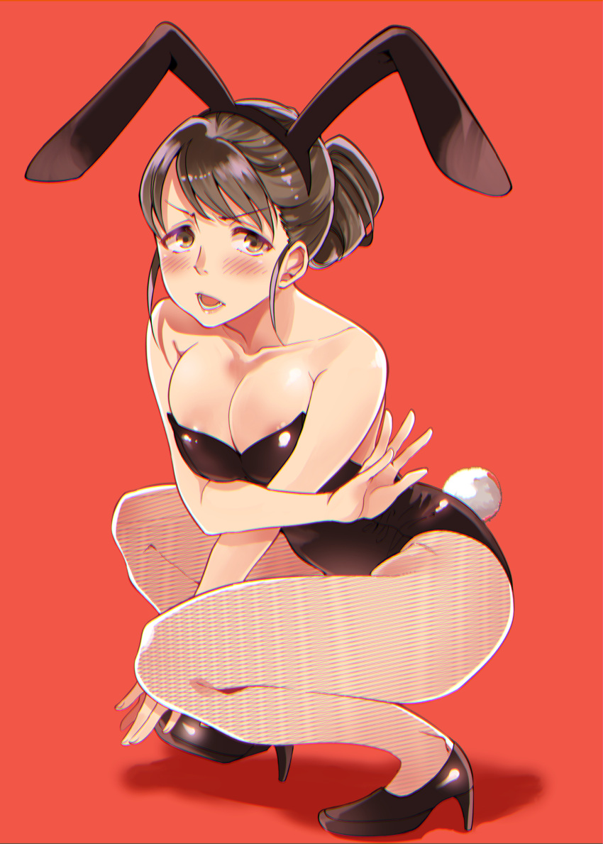 alternate_costume animal_ears areola_slip black_hair black_leotard breasts brown_eyes commentary_request fake_animal_ears female fishnet_pantyhose fishnets hairband highres leotard looking_at_viewer open_mouth pantyhose playboy_bunny ponytail rabbit_ears rabbit_tail red_background sakayama_shinta samejima_yumiko short_hair simple_background solo sora_yori_mo_tooi_basho squatting strapless strapless_leotard tail wrist_cuffs