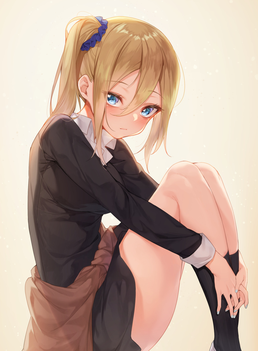 absurdres aqua_nails black_dress black_socks blonde_hair blue_eyes blue_scrunchie blush breasts closed_mouth clothes_around_waist commentary dress feet_out_of_frame female from_side grey_background hair_between_eyes hair_ornament hair_scrunchie hayasaka_ai highres jacket jacket_around_waist kaguya-sama_wa_kokurasetai_~tensai-tachi_no_renai_zunousen~ kneehighs knees_up long_hair long_sleeves looking_at_viewer looking_to_the_side medium_breasts mokew nail_polish own_hands_together school_uniform scrunchie shuuchiin_academy_school_uniform side_ponytail sidelocks simple_background sitting socks solo thighs wing_collar