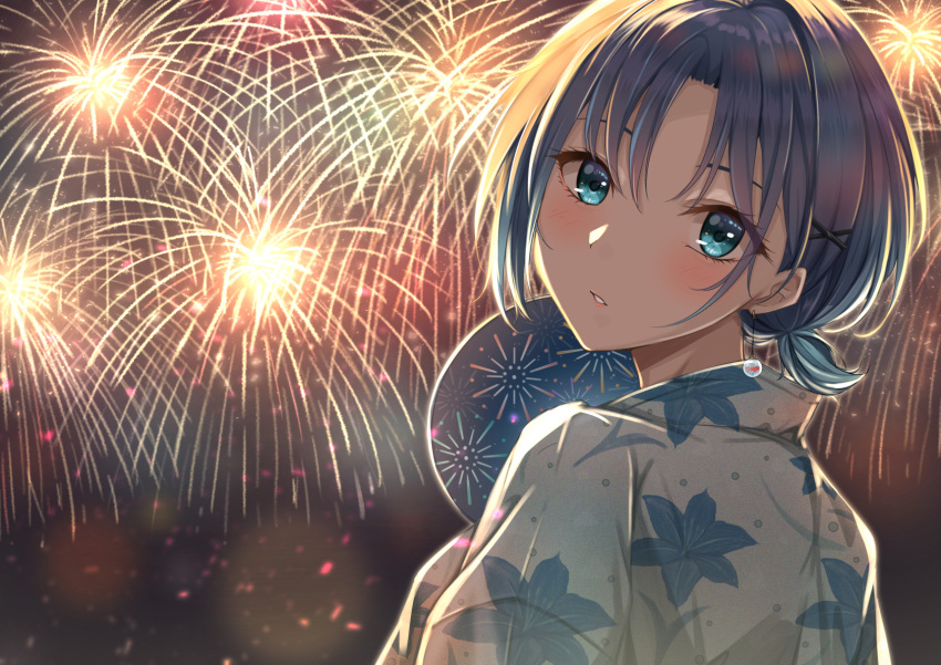 aqua_eyes asakura_toru blush earrings female firework_background fireworks floral_print hair_ornament hair_tie hand_fan highres holding holding_fan idolmaster idolmaster_shiny_colors japanese_clothes jewelry kimono looking_at_viewer looking_back multicolored_hair night outdoors parted_bangs parted_lips ponytail short_hair solo two-tone_hair upper_body x_hair_ornament yukata yuzuyu_(hyui)