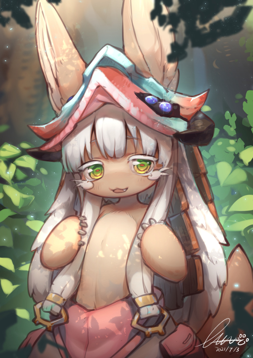 1other :3 absurdres androgynous animal_ears blunt_bangs colored_eyelashes commentary cowboy_shot dappled_sunlight dated day fake_horns furry glint green_eyes hands_up helmet highres horizontal_pupils horned_helmet horns leaf light_particles linmiu_(smilemiku) long_hair looking_at_viewer made_in_abyss nanachi_(made_in_abyss) oerba_yun_fang open_mouth outdoors pouch rabbit_ears signature smile solo standing sunlight tree whiskers white_hair