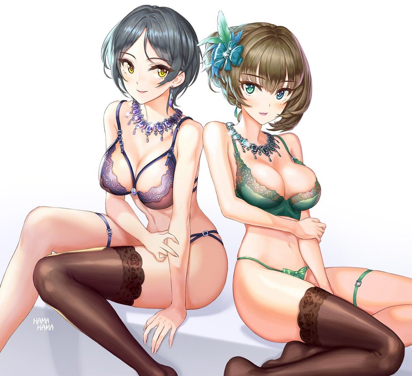 bare_shoulders black_hair blue_bra blue_eyes blue_gemstone blue_panties blush bow bra breasts brown_hair cleavage closed_mouth collarbone commentary earrings eyelashes feather_hair_ornament feathers female gem green_bra green_eyes green_gemstone green_panties hair_ornament hairbow hamahama hayami_kanade heterochromia hip_focus idolmaster idolmaster_cinderella_girls jewelry large_breasts legs looking_at_viewer mole mole_under_eye mysterious_eyes_(idolmaster) navel necklace panties parted_bangs pretty_liar_(idolmaster) short_hair simple_background single_thighhigh sitting smile takagaki_kaede thigh_strap thighhighs thighs tied_hair underwear white_background yellow_eyes