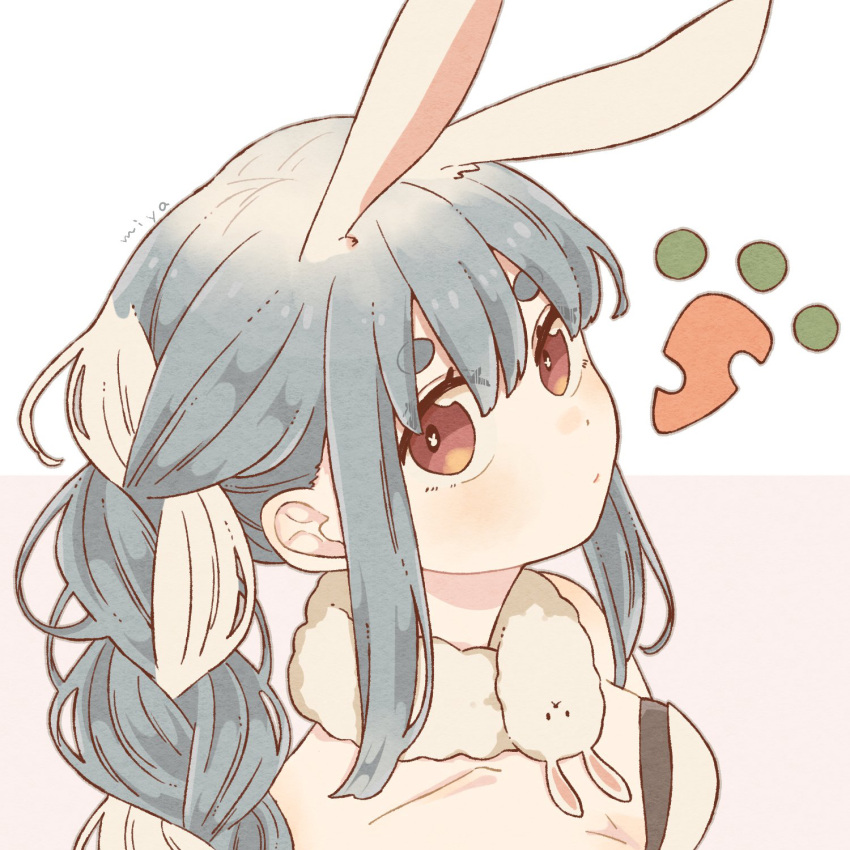 animal_ears artist_name blue_hair braid breasts carrot cleavage closed_mouth don-chan_(usada_pekora) female frown fur_scarf head_tilt highres hololive long_hair looking_at_viewer medium_breasts multicolored_hair navel rabbit-shaped_pupils rabbit_ears rabbit_girl red_eyes short_eyebrows solo symbol-shaped_pupils thick_eyebrows traum38 twin_braids two-tone_hair usada_pekora usada_pekora_(1st_costume) white_background white_hair