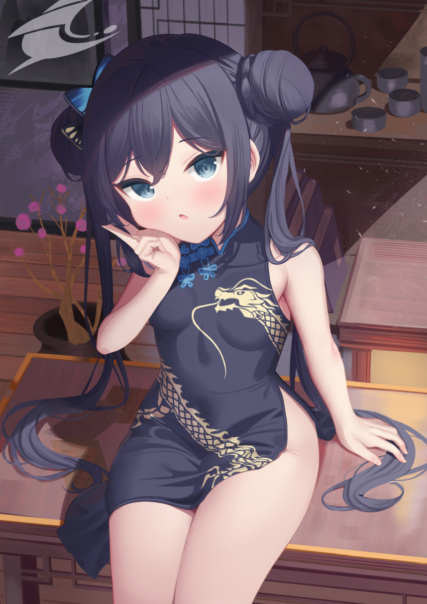 arm_support bachibachi_(tisen) black_dress black_hair blue_archive blue_eyes breasts chair china_dress chinese_clothes cup double_bun dress female hair_between_eyes hair_bun highres indoors kisaki_(blue_archive) long_hair looking_at_viewer open_mouth sidelocks sitting small_breasts solo table teapot thighs twintails v wooden_floor