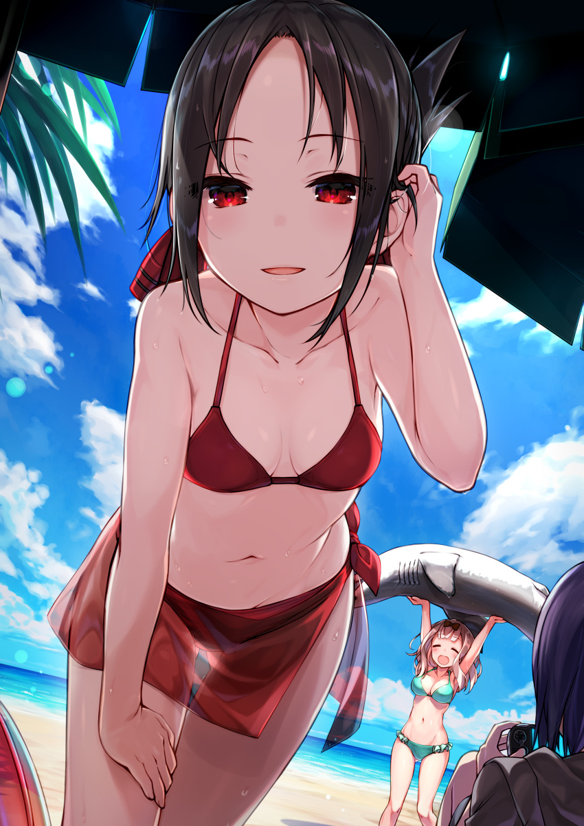 bikini cleavage fujiwara_chika ishigami_yuu kaguya-sama_wa_kokurasetai_~tensai-tachi_no_renai_zunousen~ kato_roku shinomiya_kaguya swimsuits