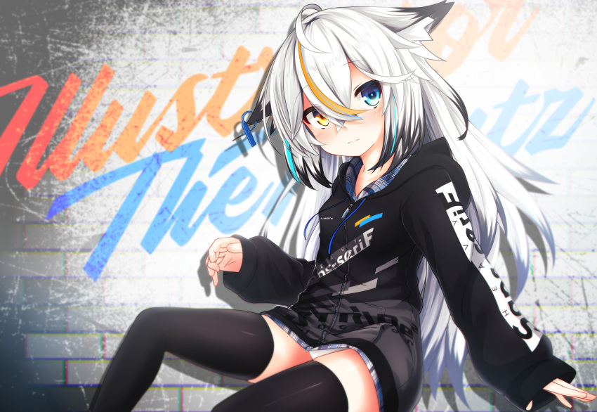 absurdres animal_ears black_hair black_hoodie black_thighhighs blonde_hair blue_eyes blue_hair female fox_ears fox_girl fuusuojisan highres hood hood_down hoodie long_hair long_sleeves looking_at_viewer multicolored_hair no_pants panties sleeves_past_wrists smile thighhighs underwear vrchat white_hair white_panties yellow_eyes