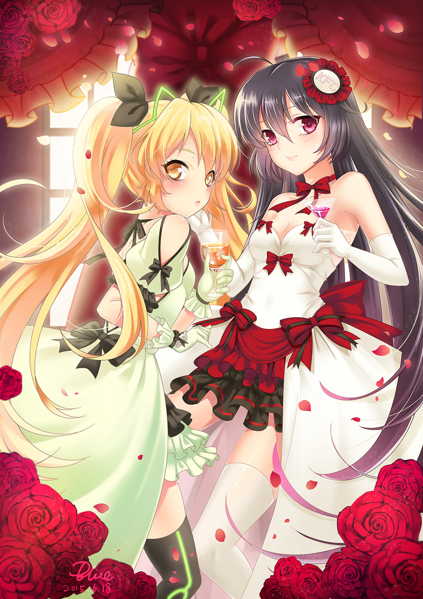 2girls black_hair black_legwear blonde_hair blue_(ao_maru) breasts cleavage commentary_request detached_sleeves dress glass gloves green_dress green_gloves hair_ornament highres holding long_hair looking_at_viewer medium_breasts multiple_girls red_eyes smile strapless strapless_dress thighhighs twintails white_dress white_legwear yellow_eyes