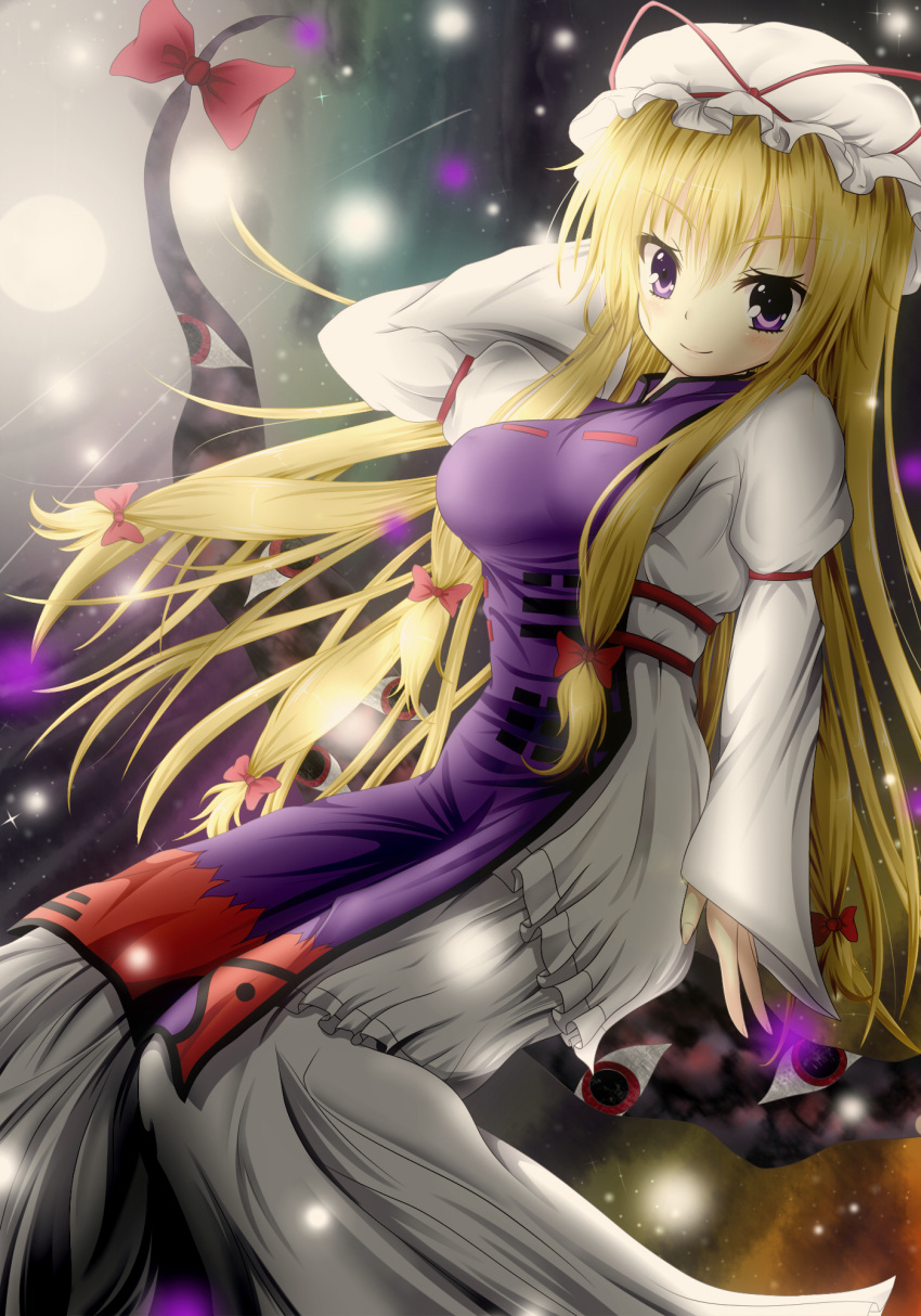 bad_id bad_pixiv_id blonde_hair female gap_(touhou) hat highres long_hair mayuzumi_makiha photoshop_(medium) purple_eyes solo touhou very_long_hair yakumo_yukari