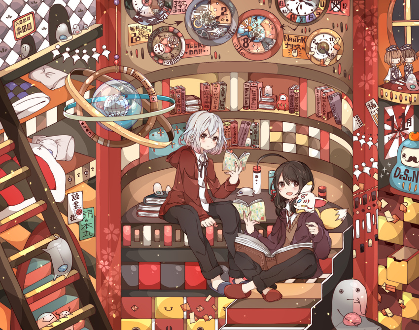 2boys ahoge alternate_eye_color bad_id bad_pixiv_id bed black_hair book bookshelf brown_eyes bunk_bed character_doll clock daruma_doll fox globe highres hirano_toushirou hiro_(14806390) honebami_toushirou hood hoodie indian_style konnosuke ladder maeda_toushirou male_focus multiple_boys namazuo_toushirou open_book open_mouth pillow ponytail sitting slippers smile touken_ranbu white_hair