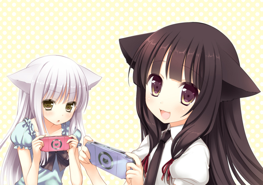 2girls :d animal_ears black_hair brown_eyes cat_ears commentary_request fummy handheld_game_console holding long_hair looking_at_viewer makoto_(nozokana) multiple_girls necktie nozomi_kanaetamae_~daydream_construct~ open_mouth photoshop_(medium) playing_games playstation_portable polka_dot polka_dot_background shirt smile white_hair white_shirt yellow_eyes