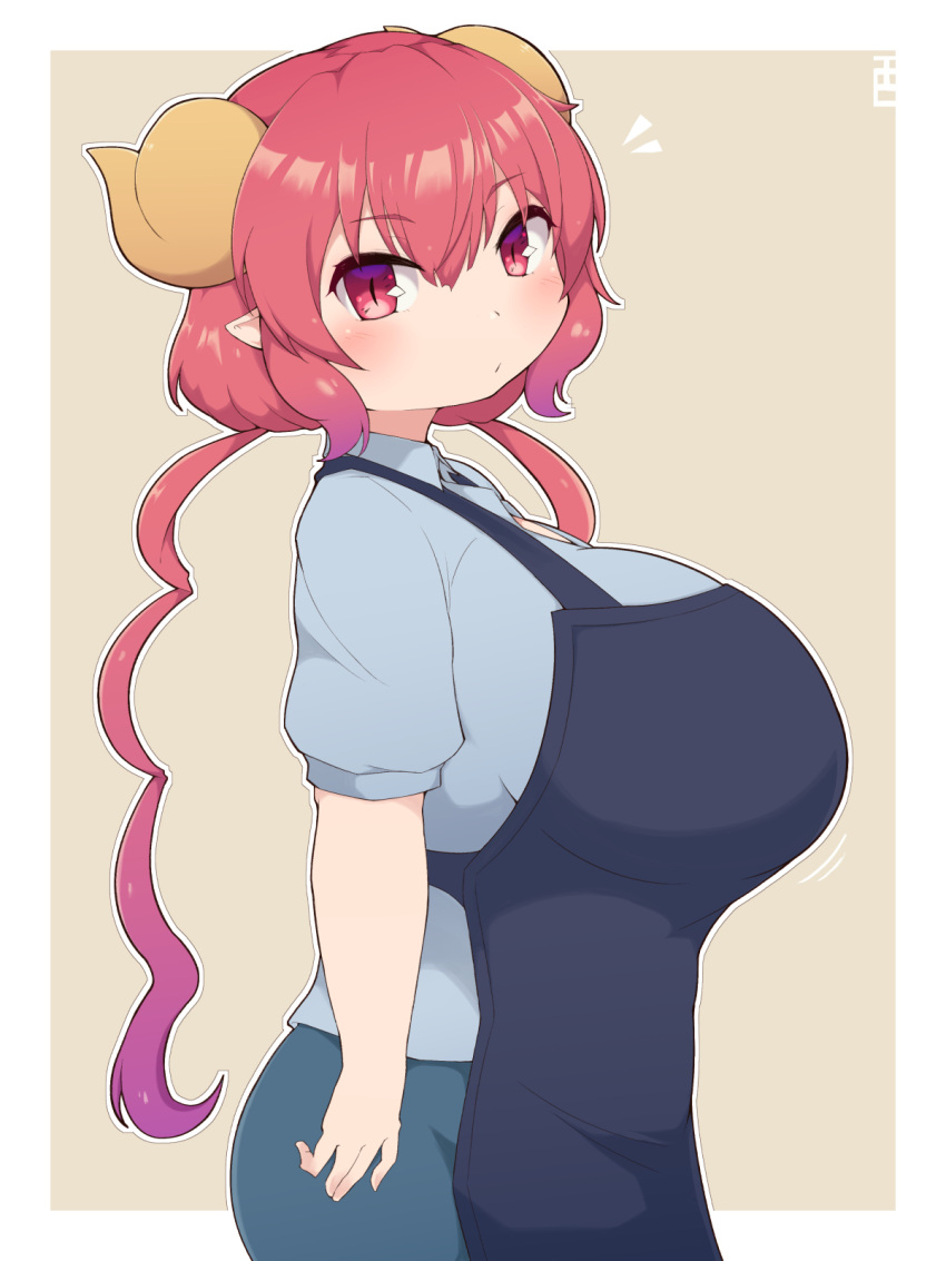 apron arms_at_sides blue_legwear blue_shirt blush border breasts closed_mouth commentary_request dot_mouth dot_nose dragon_girl dragon_horns female hair_between_eyes head_tilt heo_(tkgm) highres horns huge_breasts ilulu_(maidragon) kobayashi-san_chi_no_maidragon long_hair looking_at_viewer looking_to_the_side multicolored_hair notice_lines outline outside_border pink_hair pointy_ears red_eyes shirt short_sleeves sidelocks simple_background slit_pupils solo twintails white_border wing_collar yellow_background yellow_horns