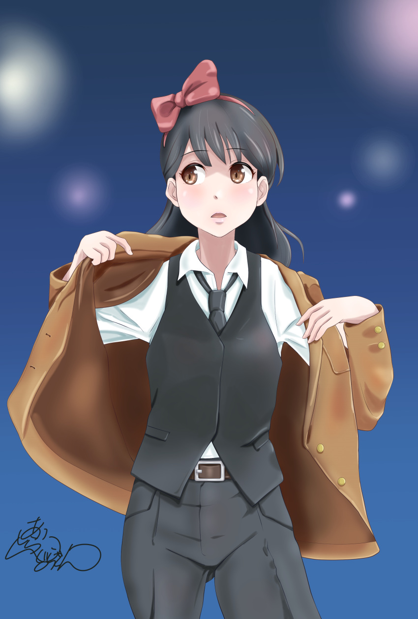 absurdres bartender belt black_hair black_neckwear black_pants black_vest blue_background bow brown_coat brown_eyes coat commentary_request female hairbow highres hinamatsuri_(manga) island_lagoon long_hair mishima_hitomi pants red_bow shirt signature simple_background solo standing vest white_shirt