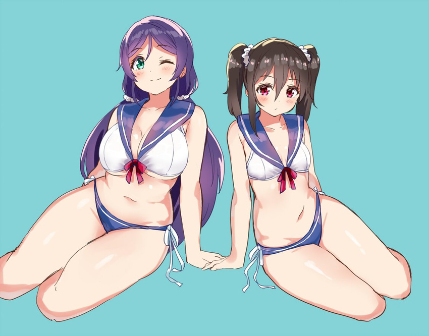 2girls ;) bikini bishoujo_senshi_sailor_moon black_hair blue_background blush breasts cleavage closed_mouth commentary green_eyes hair_between_eyes holding_hands huge_breasts kurokawa_makoto long_hair love_live! love_live!_school_idol_project multiple_girls navel one_eye_closed purple_hair red_eyes sailor_bikini sailor_collar sailor_moon_narikiri_bra_set side-tie_bikini_bottom simple_background sitting small_breasts smile swimsuit tojo_nozomi twintails yazawa_nico yokozuwari