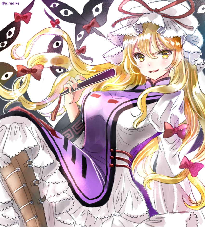 blonde_hair dress female frilled_dress frills hajike_akira hat hat_ribbon highres long_hair long_sleeves mob_cap one-hour_drawing_challenge puffy_short_sleeves puffy_sleeves purple_dress red_ribbon ribbon short_sleeves sleeve_ribbon solo tabard touhou trigram white_dress wide_sleeves yakumo_yukari yellow_eyes yin_yang yin_yang_print