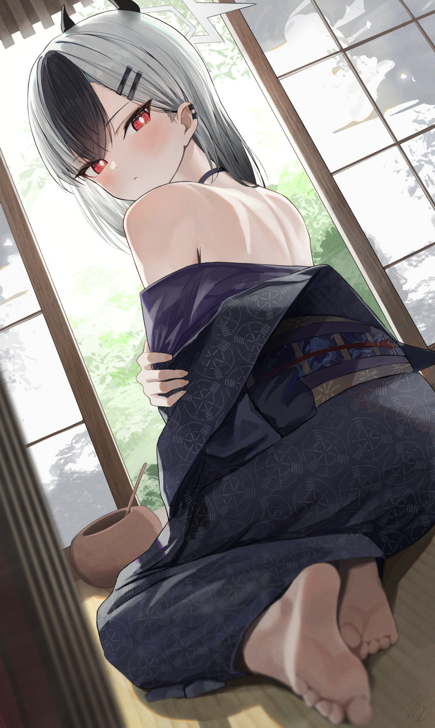 absurdres bare_shoulders barefoot black_hair black_horns black_kimono blue_archive blurry blurry_foreground blush closed_mouth demon_horns depth_of_field feet female foreshortening gradient_hair grey_hair grey_halo halo hidulume highres horns indoors japanese_clothes kayoko_(blue_archive) kayoko_(new_year)_(blue_archive) kimono long_hair looking_at_viewer multicolored_hair obi off_shoulder red_eyes sash shouji signature sliding_doors soles solo toes white_hair yukata