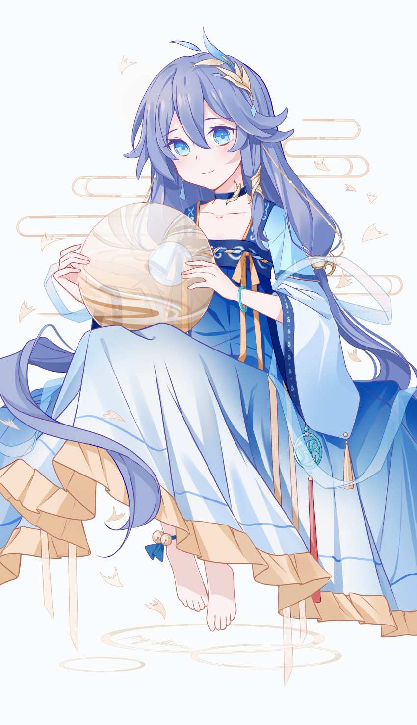 absurdres alternate_costume ankle_bell anklet barefoot blue_eyes blue_hair chinese_clothes closed_mouth female fu_hua grey_hair hair_between_eyes hair_ornament hanfu highres holding honkai_(series) honkai_impact_3rd jewelry long_hair long_sleeves looking_at_viewer monabianou qixiong_ruqun ruqun simple_background smile solo white_background