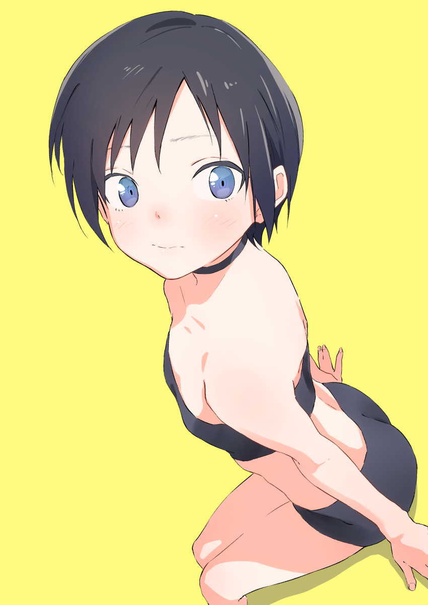 absurdres ass bike_shorts black_hair black_neckwear black_shorts black_sports_bra blue_eyes blush breasts choker closed_mouth collarbone female highres kurosaki_honoka looking_at_viewer oze_(xyz_go_go11) shiny_skin short_hair shorts simple_background sitting small_breasts solo sports_bra yama_no_susume yellow_background