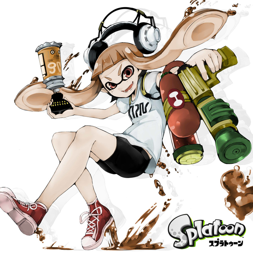 afterimage bike_shorts black_shorts brown_eyes brown_hair commentary_request copyright_name fangs female full_body headphones highres holding holding_weapon ink_tank_(splatoon) inkling inkling_girl inkling_player_character long_hair looking_at_viewer paint_splatter parted_lips pointy_ears print_shirt running shirt shoes shorts smile sneakers solo splatoon_(series) splatoon_1 splattershot_(splatoon) suction_bomb_(splatoon) t-shirt tentacle_hair weapon white_shirt yunekoko