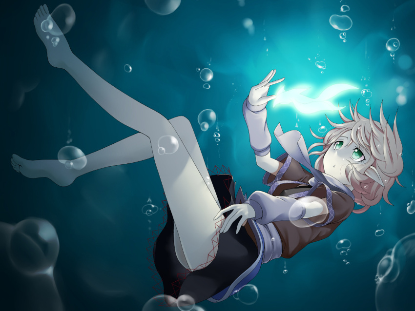 :t air_bubble arm_warmers bad_id bad_pixiv_id bare_legs barefoot blonde_hair bubble feet female glowing green_eyes kamata_yuuya mizuhashi_parsee photoshop_(medium) pointy_ears scarf shirt short_hair skirt solo touhou underwater