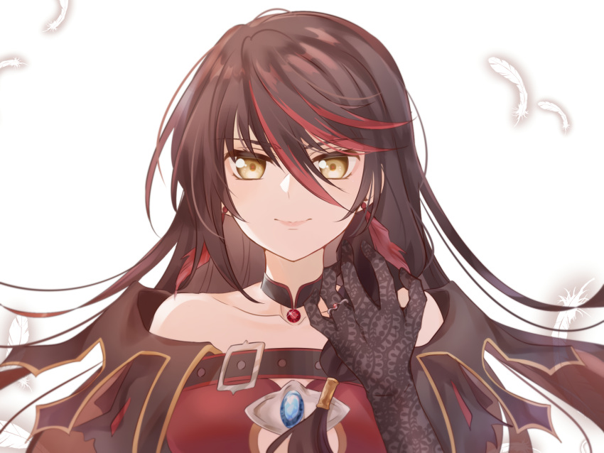 black_choker black_gloves brown_hair choker closed_mouth collarbone earrings elbow_gloves feathers female floating_hair gloves hair_between_eyes highres jewelry kaiserdracon long_hair looking_at_viewer multicolored_hair red_feathers red_hair simple_background smile solo swept_bangs tales_of_(series) tales_of_berseria two-tone_hair upper_body velvet_crowe white_background yellow_eyes