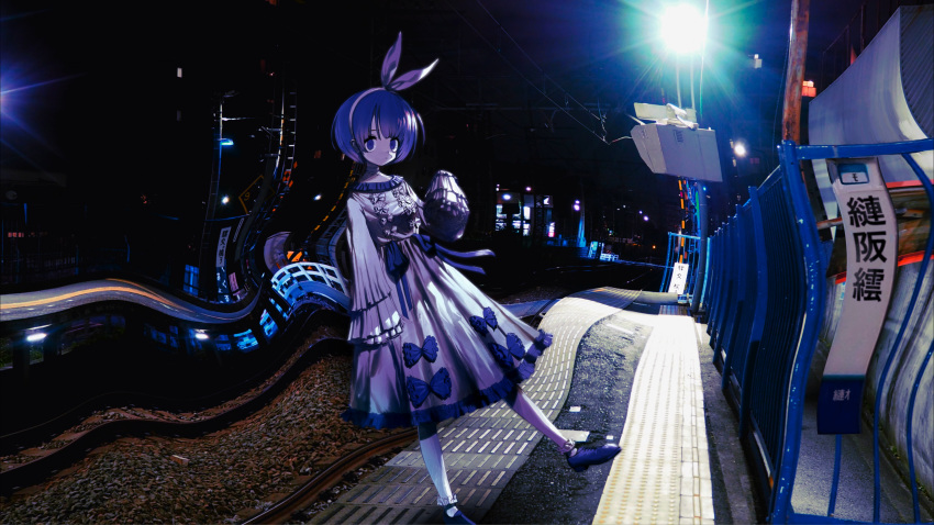 :o absurdres afternooners blue_eyes blue_hair bow distortion dress empty_eyes female fence frilled_dress frills hairbow headband highres indie_utaite kisaragi_station lens_flare looking_at_viewer lossy-lossless mojibake_text night outdoors pants photo_background railroad_tracks screenshot shoes short_hair sleeves_past_wrists solo standing standing_on_one_leg tactile_paving train_station unnamed_girl_(x0o0x) urban urban_legend utaite white_pants