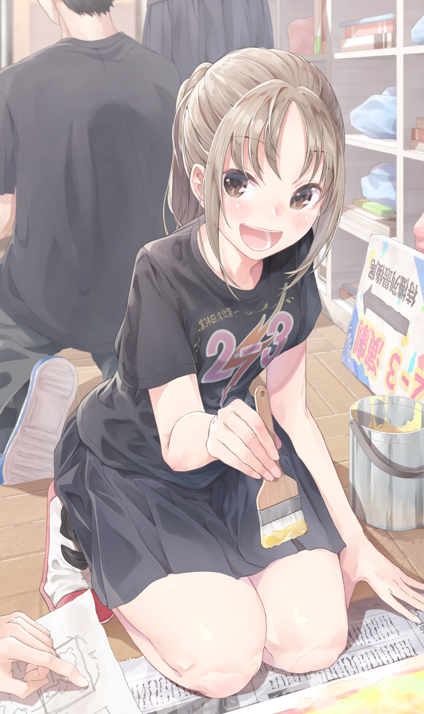 12_graka 1boy :d absurdres black_shirt black_skirt blush brown_hair bucket classroom commentary female highres holding holding_paintbrush indoors kneeling long_hair looking_at_viewer open_mouth original paintbrush parted_bangs ponytail shirt shoes skirt smile t-shirt uwabaki