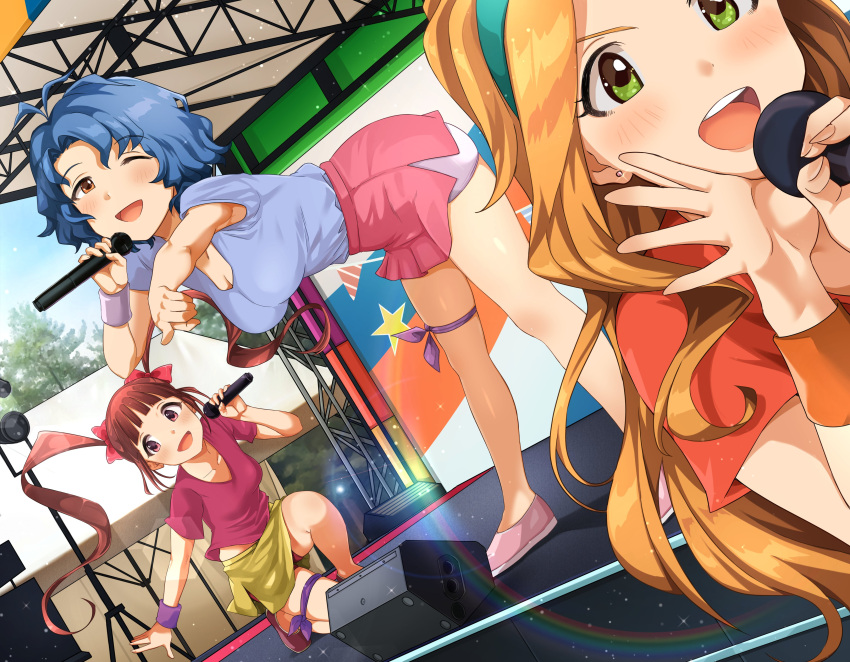 3girls :d ;d absurdres antenna_hair bad_id bad_twitter_id blue_hair blue_shirt blue_sky blunt_bangs bow breasts brown_eyes brown_hair cleavage cloud collarbone ear_piercing green_eyes hairband hairbow hanamasa_ono highres holding holding_microphone idolmaster idolmaster_million_live! idolmaster_million_live!_theater_days kneeling leaning_forward light_blush light_particles long_hair looking_at_viewer matsuda_arisa medium_breasts microphone multiple_girls nikaidou_chizuru one_eye_closed open_mouth out_of_frame outdoors parted_bangs piercing pink_eyes pink_footwear pink_skirt red_bow red_footwear red_hair red_shirt red_shorts red_skirt shirt short_hair short_shorts short_sleeves shorts side_slit skirt sky small_breasts smile stage sweatband teeth tent thigh_strap toyokawa_fuka tree twintails upper_teeth_only yellow_skirt