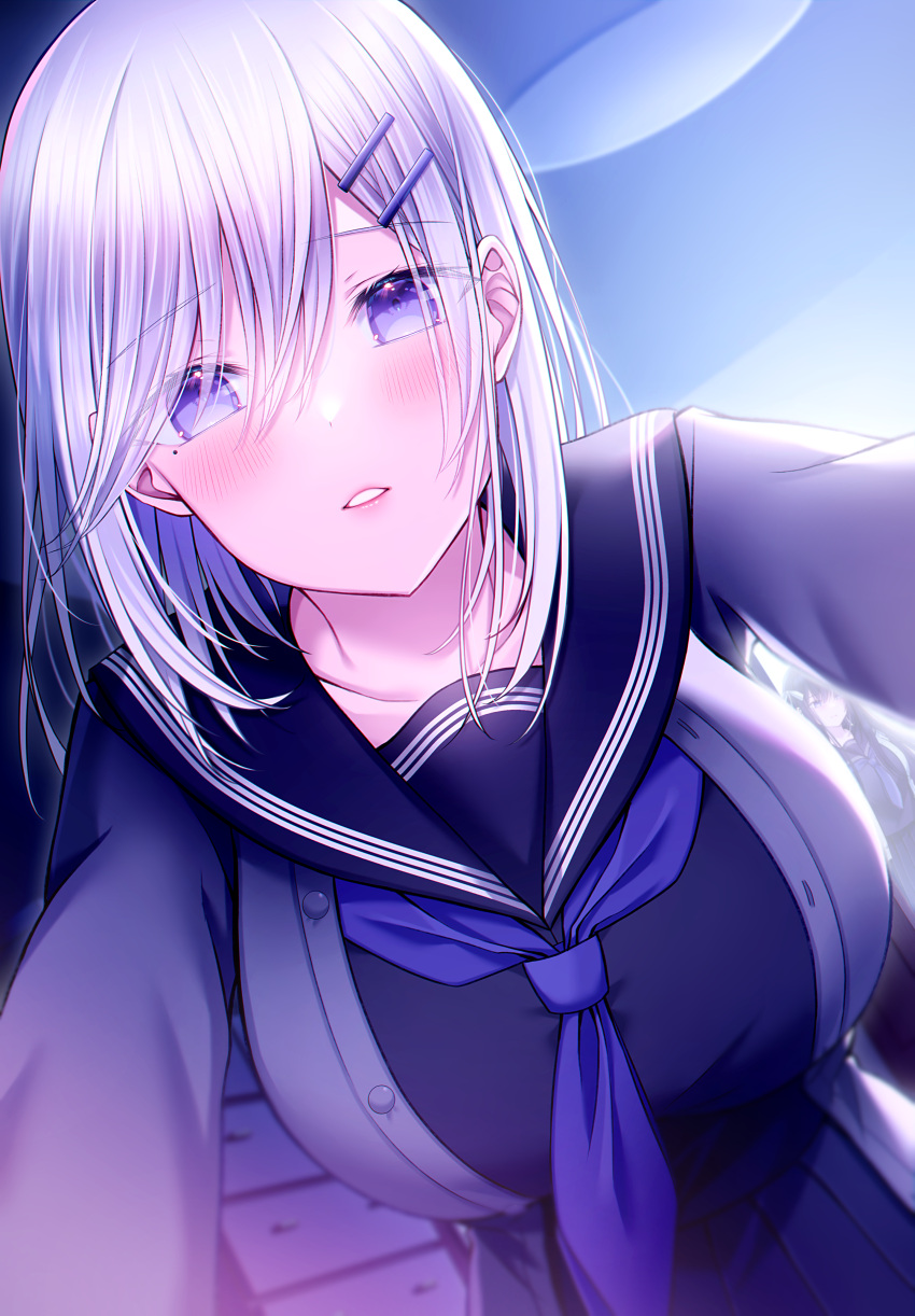 absurdres blush breasts collarbone female hair_ornament hairpin highres kuro_namako large_breasts looking_at_viewer medium_hair original parted_lips purple_eyes sailor_collar school_uniform serafuku solo uniform white_day white_hair