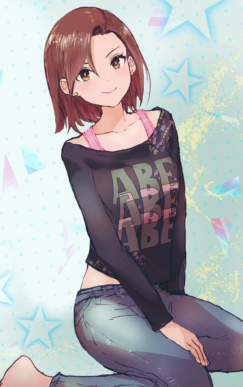 asymmetrical_bangs black_shirt blush breasts brown_hair collarbone crop_top denim earrings female forehead hand_on_own_thigh highres idolmaster idolmaster_cinderella_girls inuyou jeans jewelry looking_at_viewer medium_breasts mizuki_seira pants patterned_background polka_dot polka_dot_background shirt short_hair sitting smile solo star_(symbol) stud_earrings yellow_eyes yokozuwari