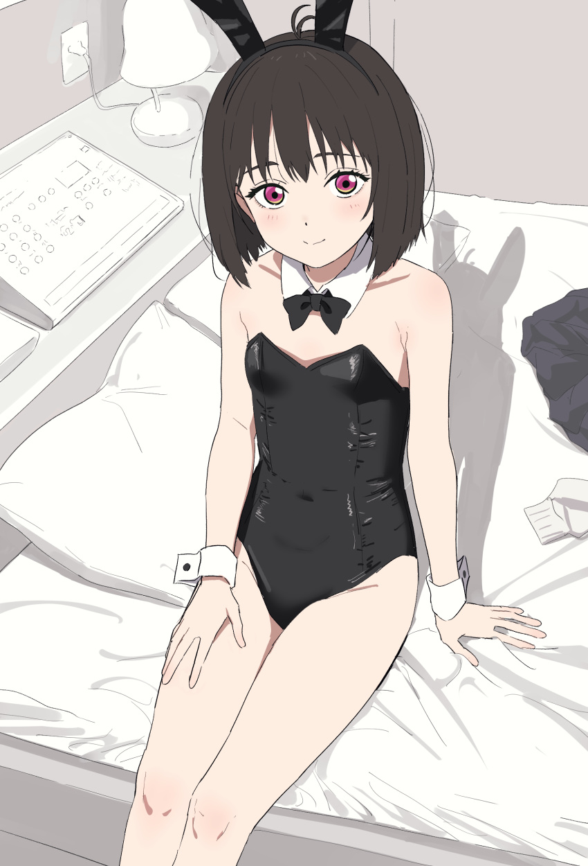 absurdres antenna_hair bed_sheet black_bow black_bowtie black_hair black_leotard bow bowtie brown_hair closed_mouth desk_lamp detached_collar female highres hotel_room lamp leotard looking_at_viewer medium_hair on_bed osanai_yuki pink_eyes playboy_bunny shoushimin_series sincos sitting skirt smile solo unworn_skirt unworn_sweater wrist_cuffs