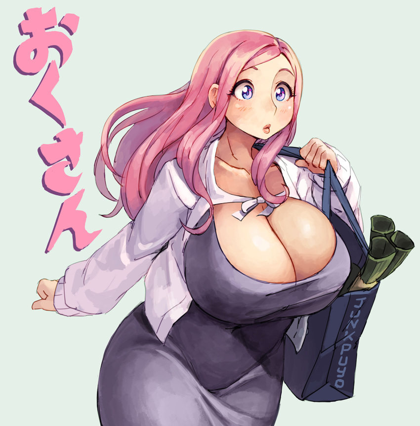 artist_name blue_eyes breasts cleavage collarbone curvy female highres hips huge_breasts junkpuyo long_hair okita_kyouko okusan parted_lips pink_background pink_hair simple_background solo wide_hips