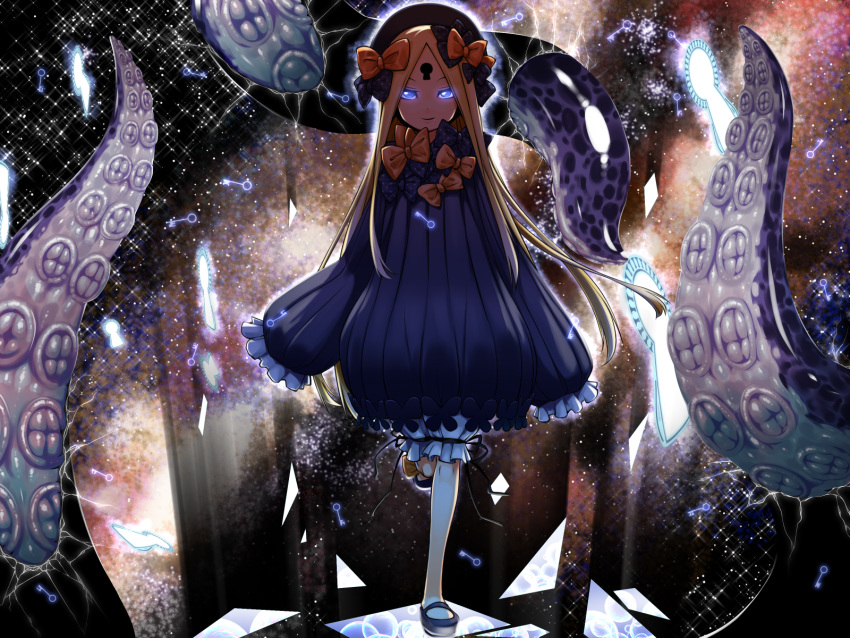 abigail_williams_(fate) black_bow black_footwear black_hat blonde_hair blue_eyes blush bow commentary_request dress fate/grand_order fate_(series) female full_body glowing glowing_eyes hairbow hat highres key keyhole long_hair long_sleeves looking_at_viewer multiple_hair_bows orange_bow parted_bangs polka_dot polka_dot_bow shoes sleeves_past_fingers sleeves_past_wrists solo takuteks tentacle universe very_long_hair